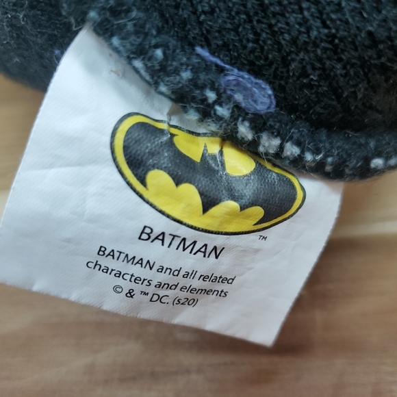 Batman Young Kids Youth Beanie Fleece Winter Hat Black & Gray Unisex - Picture 7 of 8